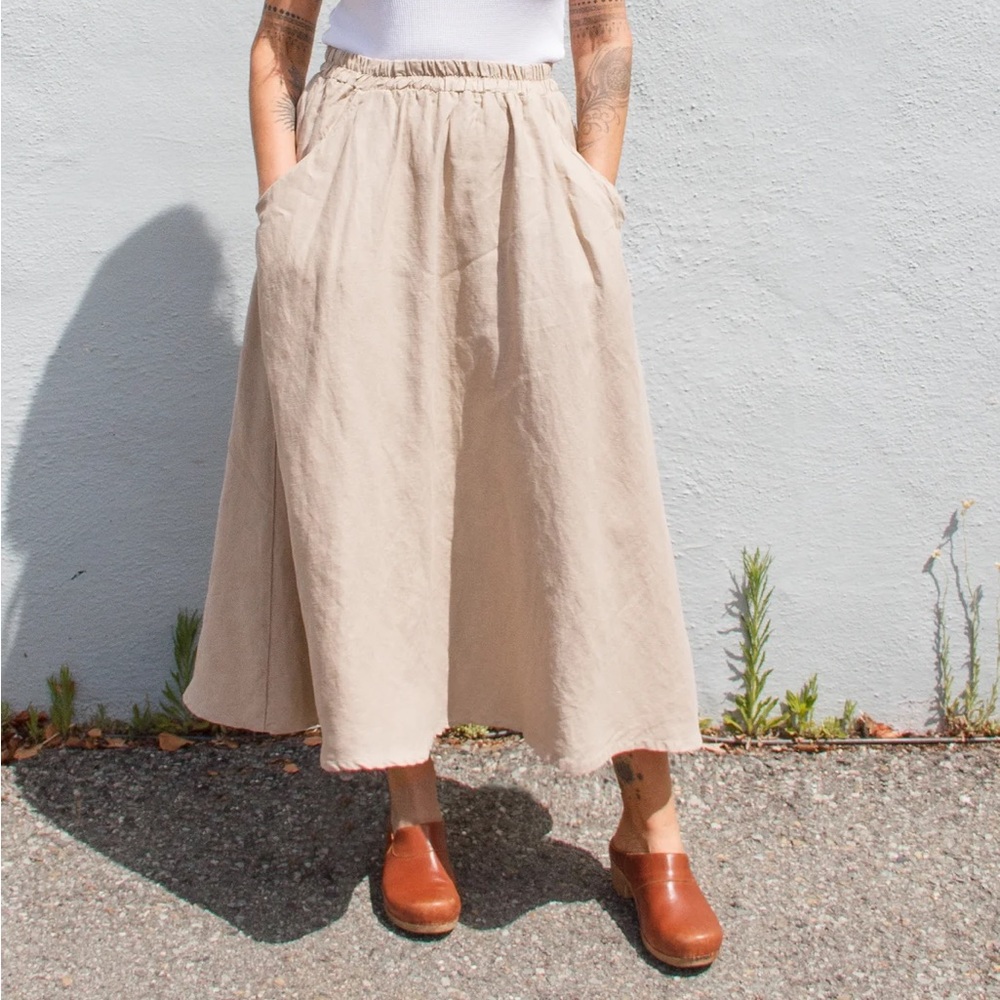 Worn once Curatorsf fawn skirt in oat